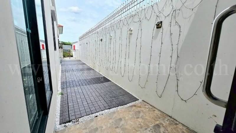 Kanda Place Wongwaen-Lumlukka Klong 6, Pathum Thani, Rural Road Pathum Thani, Bung Kham Proi, Lam Luk Ka, Pathum Thani, 4 Bedrooms, 130 sqm, Townhouse For Sale, by คุณ ศันสนีย์ ( เก๋ ), 500397135 - DDproperty.com