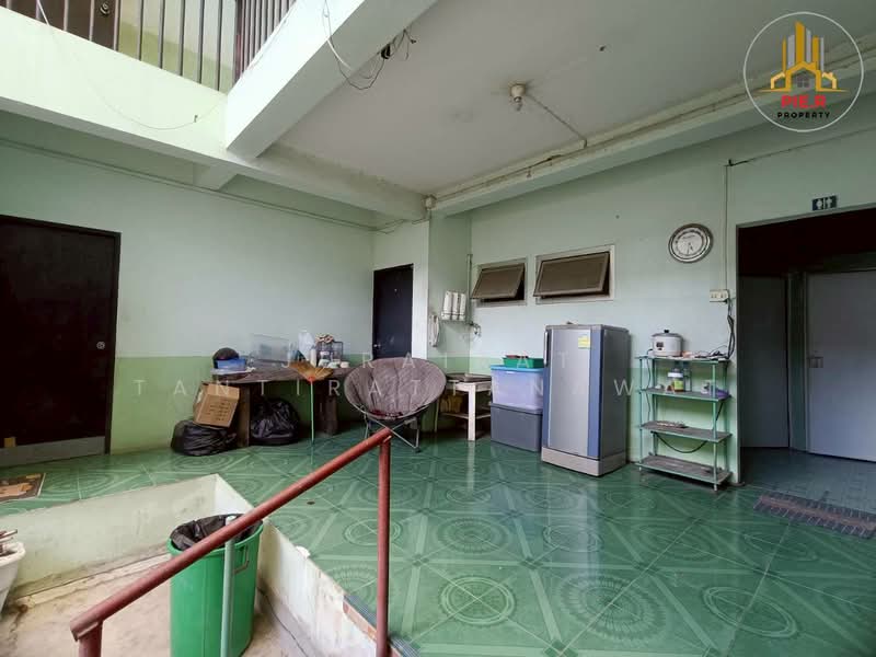คลองสามประเวศ, Bangkok, ร่มเกล้า, Khlong Sam Prawet, Lat Krabang, Bangkok, , 556 sqm, Office Space For Sale, by Jurairat Tantirattanawat, 500397143 - DDproperty.com