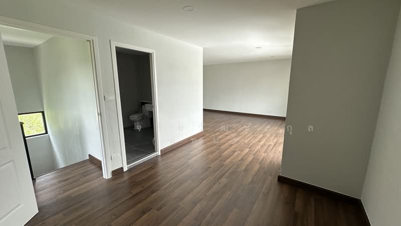 Nantawan Wongwaen Rattanathibet, Nonthaburi, Sao Thong Hin, Bang Yai, Nonthaburi, 5 Bedrooms, 369 sqm, Single Detached House For Sale, by ฐิติ จริยวัฒนสกุล (แทน), 500397156 - DDproperty.com