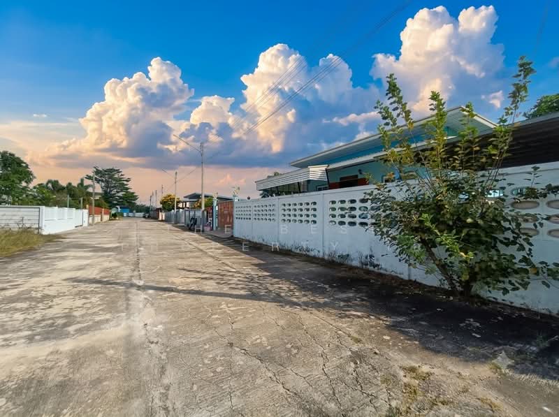 บ้านเดี่ยวคูบัว ราชบุรี, Ratchaburi, Khu Bua, Muang Ratchaburi, Ratchaburi, 1 Bedroom, 150 sqm, Single Detached House For Sale, by The Best Property โอ๋, 500397180 - DDproperty.com