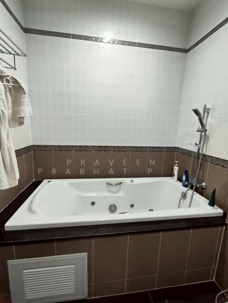 Amorn Village, Chon Buri (Pattaya), 58 Soi Sukhumvit-Phatthaya 89, Nong Pru, Bang Lamung (Pattaya), Chon Buri (Pattaya), 3 Bedrooms, 692 sqm, Single Detached House For Rent, by Praveen Peter, 500397262 - DDproperty.com