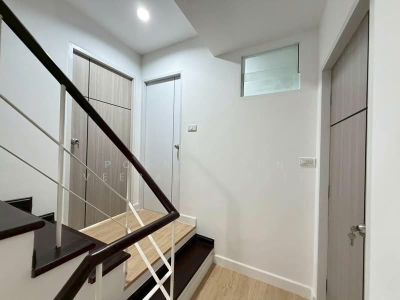 Supalai Park Ville 2 Phaholyothin-Ramintra KM.1, Bangkok, Phaholyothin 48 Road (Intersection 33), Anusaowari, Bang Khen, Bangkok, 4 Bedrooms, 180 sqm, Townhouse For Sale, by Poonyaporn Veerabulyarit, 500397302 - DDproperty.com