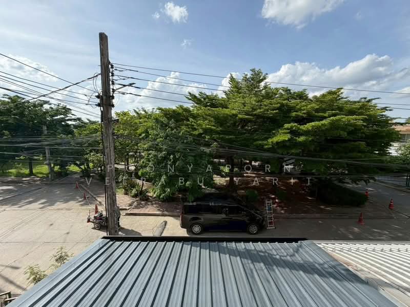 Supalai Park Ville 2 Phaholyothin-Ramintra KM.1, Bangkok, Phaholyothin 48 Road (Intersection 33), Anusaowari, Bang Khen, Bangkok, 4 Bedrooms, 180 sqm, Townhouse For Sale, by Poonyaporn Veerabulyarit, 500397302 - DDproperty.com