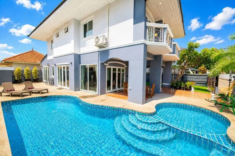 วิลล่า 5 นอนรีโนเวทใหม่ | พัทยาใต้ | เช่า 80k, ชลบุรี, jomtien 2nd road, บางละมุง, ชลบุรี, 223 ตร.ม., วิลล่า ให้เช่า, โดย Siwas Thepphabut, 500397320 - DDproperty.com