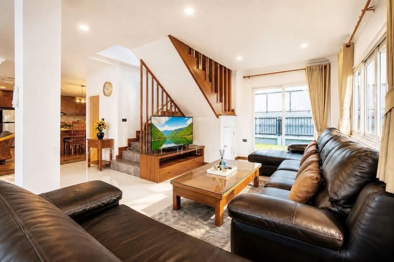 วิลล่า 5 นอนรีโนเวทใหม่ | พัทยาใต้ | เช่า 80k, ชลบุรี, jomtien 2nd road, บางละมุง, ชลบุรี, 223 ตร.ม., วิลล่า ให้เช่า, โดย Siwas Thepphabut, 500397320 - DDproperty.com