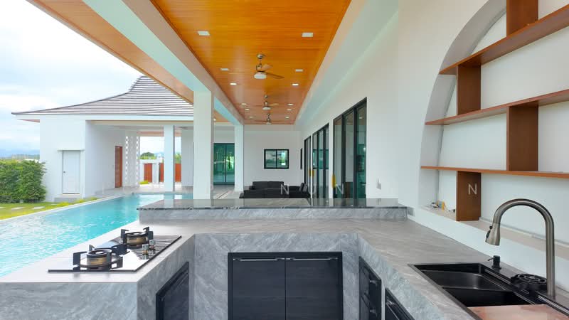 Stand alone, Prachuap Khiri Khan, Hua Hin, Prachuap Khiri Khan, 4 Bedrooms, 280 sqm, Villa For Sale, by Nichapa Nuntapun, 500397322 - DDproperty.com