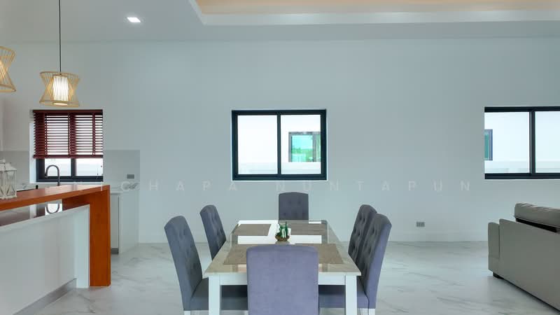 Stand alone, Prachuap Khiri Khan, Hua Hin, Prachuap Khiri Khan, 4 Bedrooms, 280 sqm, Villa For Sale, by Nichapa Nuntapun, 500397322 - DDproperty.com