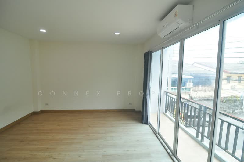 Warm Townhouse, Bangkok, ลาดพร้าว, Khlong Chan, Bang Kapi, Bangkok, 4 Bedrooms, 100 sqm, Townhouse For Rent, by Connex Property, 500397325 - DDproperty.com