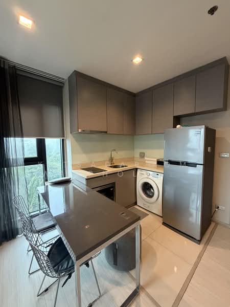 Rhythm Sukhumvit 36-38, Bangkok, 55 Soi Sukhumvit 36, Sukhumvit Road, Phra Kanong, Khlong Toei, Bangkok, 1 Bedroom, 50 sqm, Condo For Rent, by Kitsadapoom Wanpholthong, 500397382 - DDproperty.com