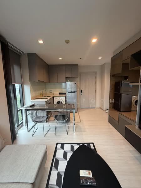 Rhythm Sukhumvit 36-38, Bangkok, 55 Soi Sukhumvit 36, Sukhumvit Road, Phra Kanong, Khlong Toei, Bangkok, 1 Bedroom, 50 sqm, Condo For Rent, by Kitsadapoom Wanpholthong, 500397382 - DDproperty.com