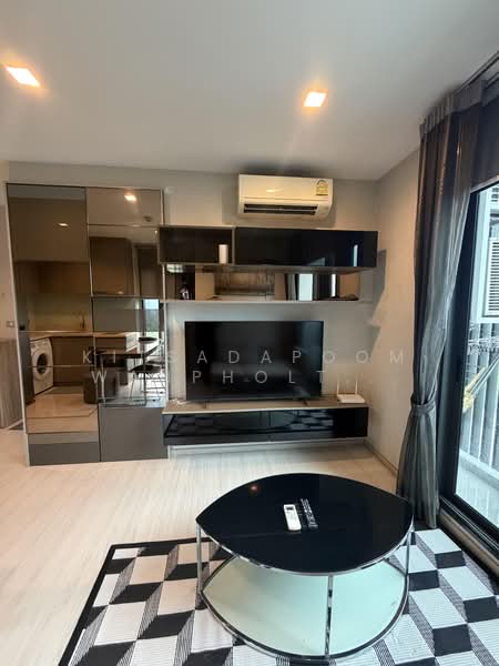 Rhythm Sukhumvit 36-38, Bangkok, 55 Soi Sukhumvit 36, Sukhumvit Road, Phra Kanong, Khlong Toei, Bangkok, 1 Bedroom, 50 sqm, Condo For Rent, by Kitsadapoom Wanpholthong, 500397382 - DDproperty.com