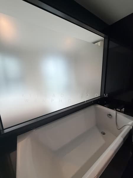 Rhythm Sukhumvit 36-38, Bangkok, 55 Soi Sukhumvit 36, Sukhumvit Road, Phra Kanong, Khlong Toei, Bangkok, 1 Bedroom, 50 sqm, Condo For Rent, by Kitsadapoom Wanpholthong, 500397382 - DDproperty.com