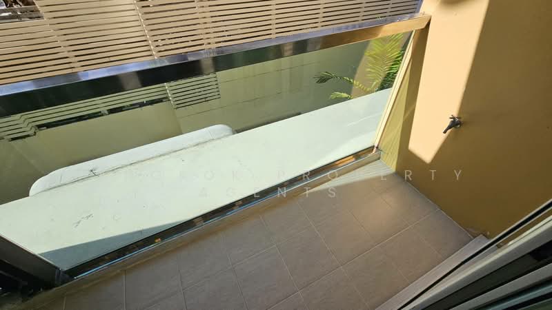 Shine@33 (formerly Triple Oaks), Bangkok, Khlong Tan Nua, Watthana, Bangkok, 2 Bedrooms, 115 sqm, Condo For Rent, by BANGKOK PROPERTY AGENTS, 500397423 - DDproperty.com