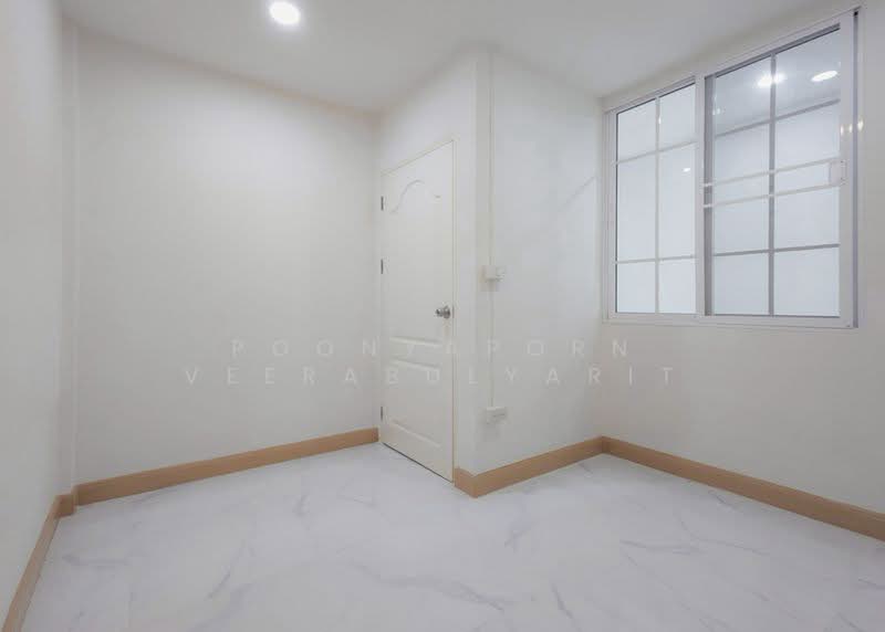 Piyawararom Village Phase 3, Nonthaburi, Baan Kluay-Sai Noi Road, Sai Noi, Nonthaburi, 3 Bedrooms, 128 sqm, Townhouse For Sale, by Poonyaporn Veerabulyarit, 500397429 - DDproperty.com