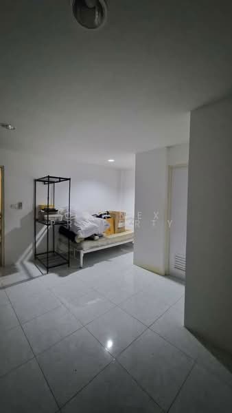 Merit Place Phase 3, Bangkok, ลาดพร้าว, Khlong Chaokhun Sing, Wang Thonglang, Bangkok, 3 Bedrooms, 112 sqm, Townhouse For Sale, by Connex Property, 500397448 - DDproperty.com
