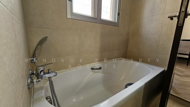 Grand Mercure Bangkok Asoke Residence, Bangkok, 50 5 Soi Sukhumvit 19, Khlong Tan Nua, Watthana, Bangkok, 2 Bedrooms, 156 sqm, Condo For Rent, by BANGKOK PROPERTY AGENTS, 500397453 - DDproperty.com