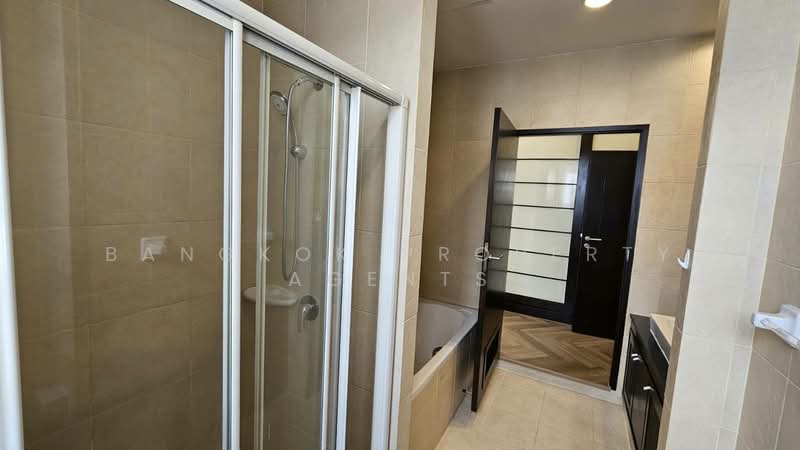 Grand Mercure Bangkok Asoke Residence, Bangkok, 50 5 Soi Sukhumvit 19, Khlong Tan Nua, Watthana, Bangkok, 2 Bedrooms, 156 sqm, Condo For Rent, by BANGKOK PROPERTY AGENTS, 500397453 - DDproperty.com
