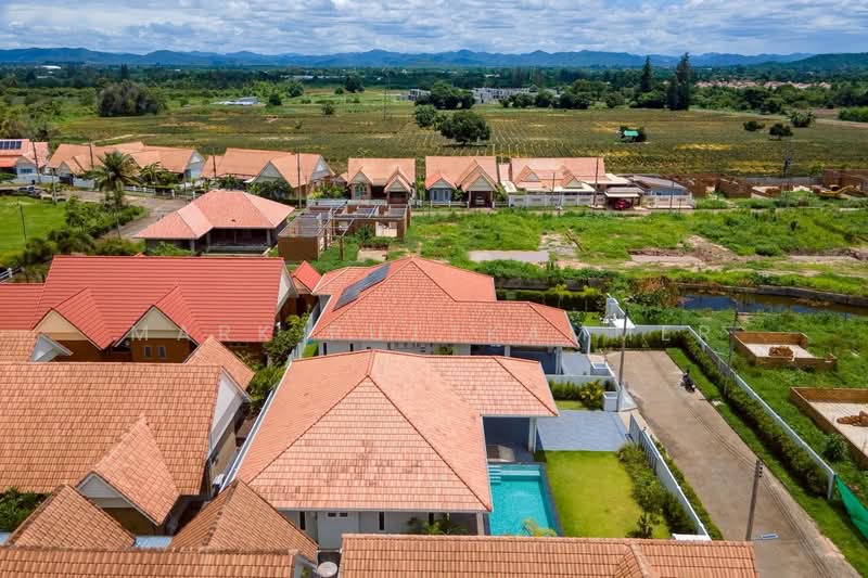 Hua Hin Soi 112, Prachuap Khiri Khan, Soi 112, Nong Kae, Hua Hin, Prachuap Khiri Khan, 3 Bedrooms, 299 sqm, Villa For Sale, by Mark Puttkammer, 500397468 - DDproperty.com