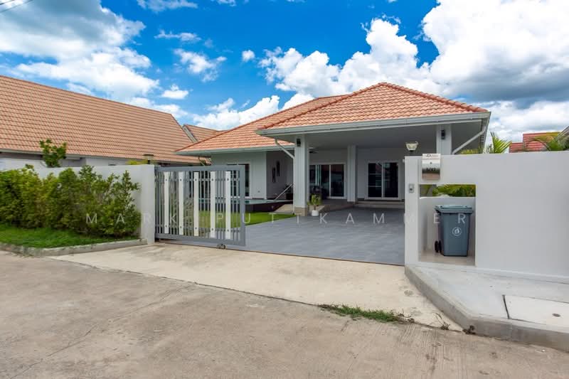 Hua Hin Soi 112, Prachuap Khiri Khan, Soi 112, Nong Kae, Hua Hin, Prachuap Khiri Khan, 3 Bedrooms, 299 sqm, Villa For Sale, by Mark Puttkammer, 500397468 - DDproperty.com