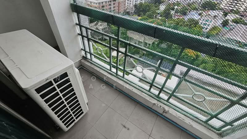 Royal Castle Sukhumvit, Bangkok, 30 Soi Sukhumvit 39, Khlongtoei Nua, Watthana, Bangkok, 3 Bedrooms, 120 sqm, Condo For Rent, by BANGKOK PROPERTY AGENTS, 500397475 - DDproperty.com