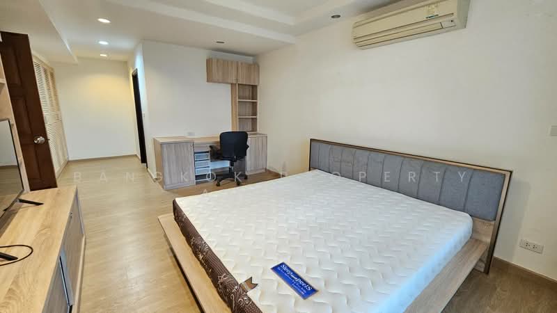 Royal Castle Sukhumvit, Bangkok, 30 Soi Sukhumvit 39, Khlongtoei Nua, Watthana, Bangkok, 3 Bedrooms, 120 sqm, Condo For Rent, by BANGKOK PROPERTY AGENTS, 500397475 - DDproperty.com