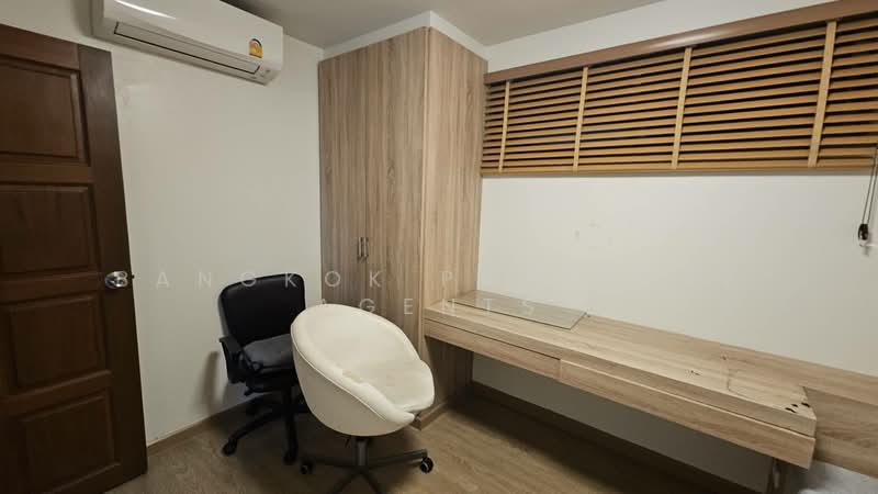 Royal Castle Sukhumvit, Bangkok, 30 Soi Sukhumvit 39, Khlongtoei Nua, Watthana, Bangkok, 3 Bedrooms, 120 sqm, Condo For Rent, by BANGKOK PROPERTY AGENTS, 500397475 - DDproperty.com