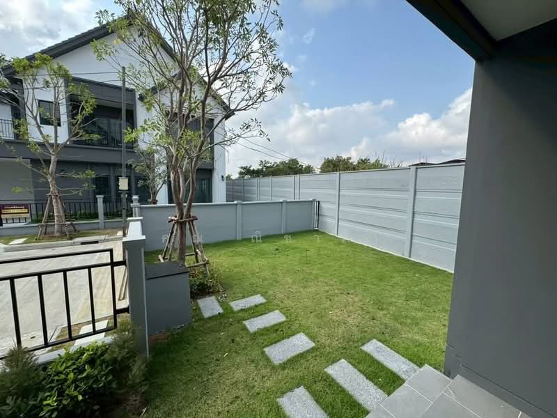 Centro Bangna : เซนโทร บางนา, สมุทรปราการ, 111 ซอย3, บางแก้ว, บางพลี, สมุทรปราการ, 300 ตร.ม., บ้านเดี่ยว ให้เช่า, โดย คุณ ณิชาภา, 500397477 - DDproperty.com
