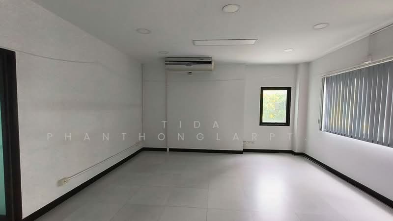 ให้เช่า สำนักงาน วิภาวดีรังสิต (Vibhavadi Rangsit) 1,255 ตร.ม., กรุงเทพ, สนามบิน, ดอนเมือง, กรุงเทพ, 1,255 ตร.ม., สำนักงาน ให้เช่า, โดย Tida phanthonglarptawee, 500397493 - DDproperty.com