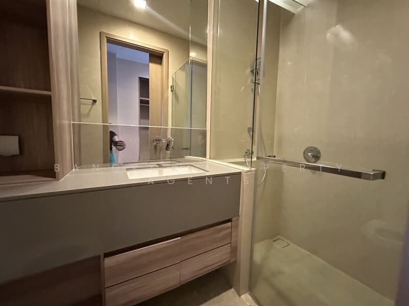 The Esse Asoke, Bangkok, 333 Soi Sukhumvit 21, Sukhumvit Road, Khlongtoei Nua, Watthana, Bangkok, 1 Bedroom, 37 sqm, Condo For Rent, by BANGKOK PROPERTY AGENTS, 500397503 - DDproperty.com