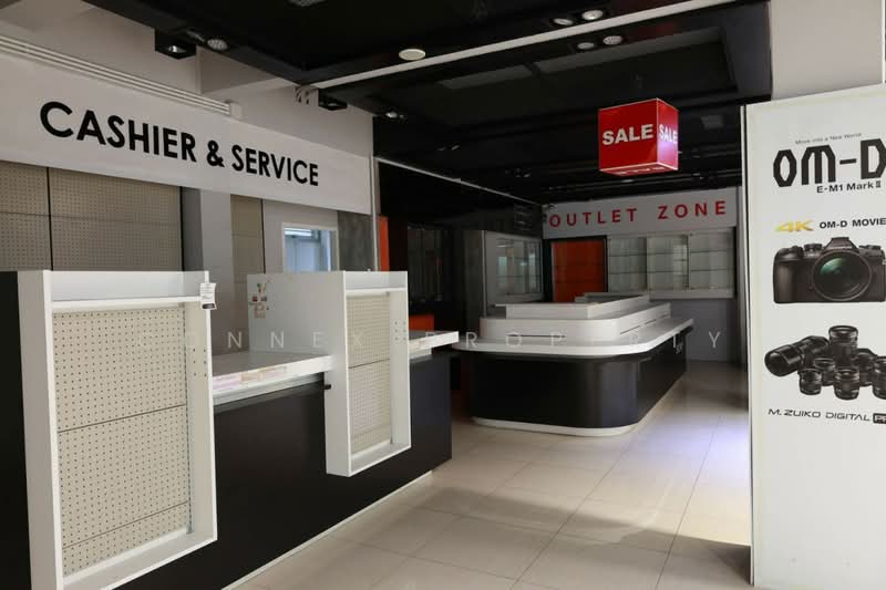 Commercial for sale !! Near central laphrao, Bangkok, พหลโยธิน, Jom Phon, Chatuchak, Bangkok, , 900 sqm, Shophouse For Sale, by Connex Property, 500397526 - DDproperty.com