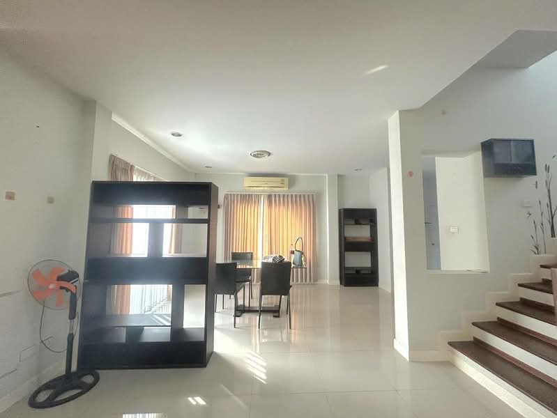 ขายบ้านเดี่ยว 2 ชั้น โครงการวีสต้า, Nakhon Ratchasima, Ban Ko, Muang Nakhon Ratchasima, Nakhon Ratchasima, 3 Bedrooms, 195 sqm, Single Detached House For Sale, by วิรณี, 500397536 - DDproperty.com