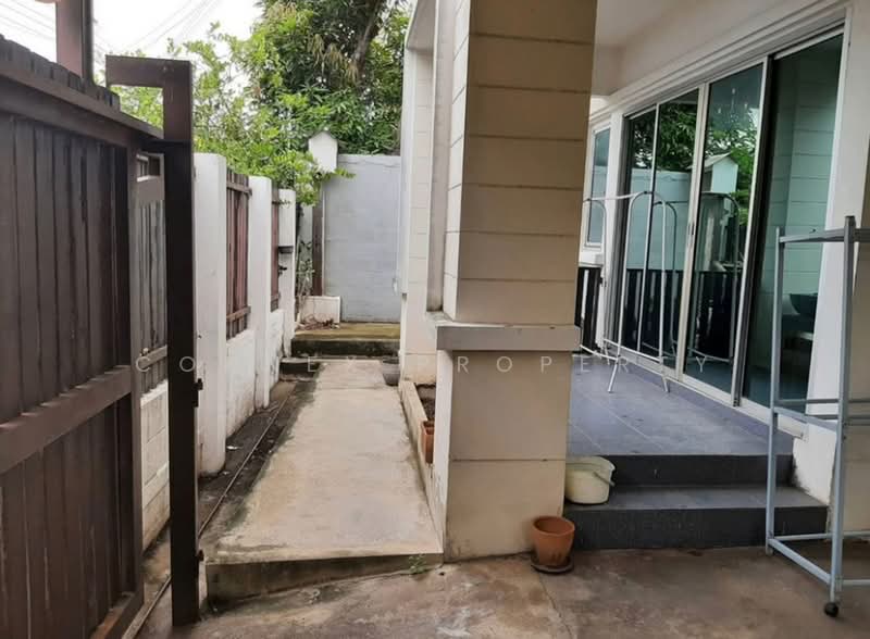 A custom-built 2-storey detached house in Soi Tiwanon 25, Nonthaburi, , Talat Kwan, Muang Nonthaburi, Nonthaburi, 3 Bedrooms, 180 sqm, Single Detached House For Sale, by Connex Property, 500397555 - DDproperty.com