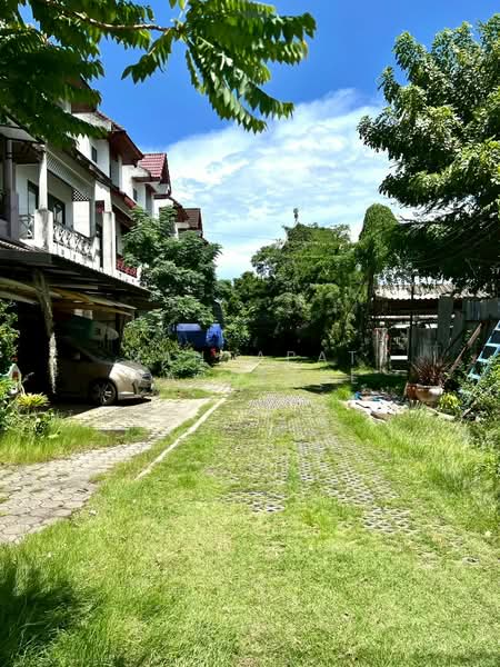 ทาวน์โฮม พบสุขริมน้ำ, Bangkok, Suan Luang, Bangkok, 4 Bedrooms, 280 sqm, Townhouse For Rent, by Nantapat Warakdee, 500397564 - DDproperty.com