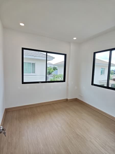 Mantana Pinklao-Rama 5, Nonthaburi, Nakhon In Road, Bang Khun Kong, Bang Kruai, Nonthaburi, 3 Bedrooms, 170 sqm, Single Detached House For Sale, by พเนตร มหามิตรานนท์, 500397580 - DDproperty.com