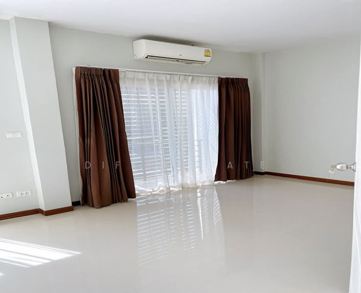 The Life Bangna, Samut Prakan, Soi Mahachai 1, Bangna-Trad Road, Km.10, Bangphli Yai, Bang Plee, Samut Prakan, 3 Bedrooms, 135 sqm, Townhouse For Rent, by DifferEstate, 500397655 - DDproperty.com