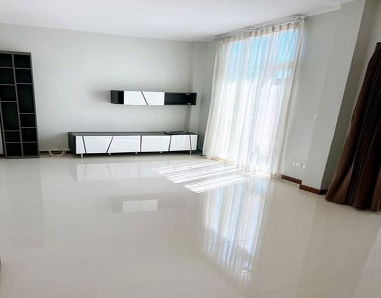 The Life Bangna, Samut Prakan, Soi Mahachai 1, Bangna-Trad Road, Km.10, Bangphli Yai, Bang Plee, Samut Prakan, 3 Bedrooms, 135 sqm, Townhouse For Rent, by DifferEstate, 500397655 - DDproperty.com