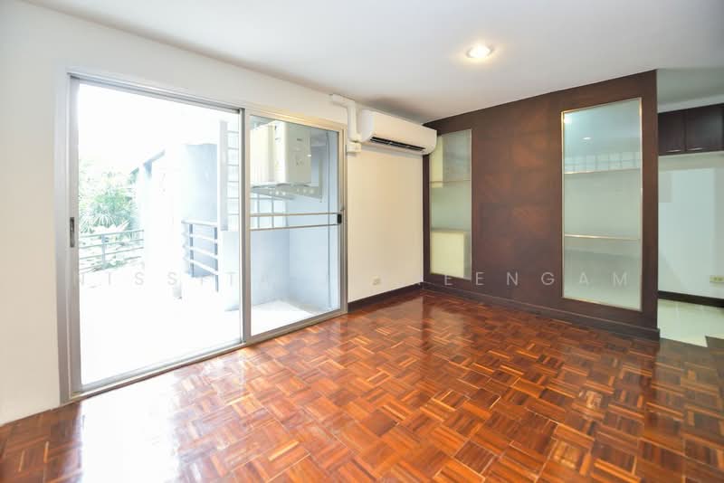 Waterford Park Rama 4, Bangkok, 77 Phum Chit Alley, Phra Kanong, Khlong Toei, Bangkok, 4 Bedrooms, 59 sqm, Condo For Sale, by Nissita Jitreengam, 500397687 - DDproperty.com