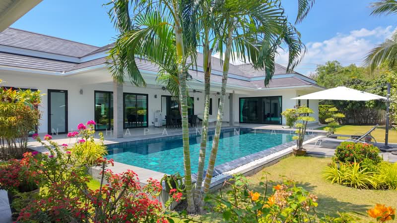The Clouds Hua Hin, Phetchaburi, 1557 Huai Sai Tai, Cha-am, Cha-Am, Phetchaburi, 5 Bedrooms, 921 sqm, Villa For Sale, by Nichapa Nuntapun, 500397699 - DDproperty.com