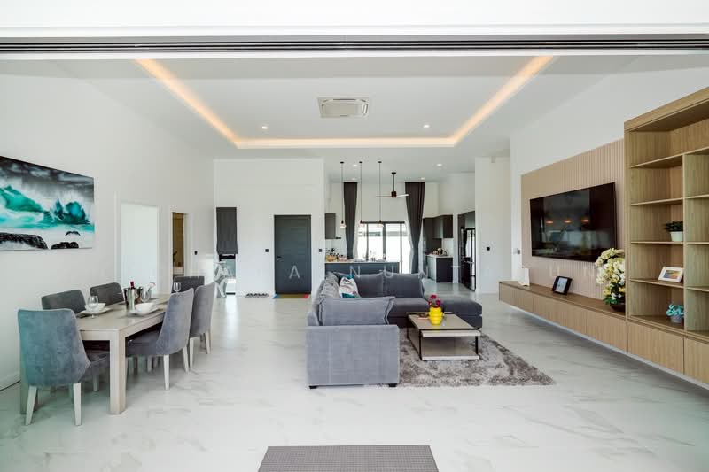 Luxury Pool Villa in Hua Hin (Soi 112), Prachuap Khiri Khan, Hin Lek Fai, Hua Hin, Prachuap Khiri Khan, 3 Bedrooms, 343 sqm, Villa For Sale, by Nichapa Nuntapun, 500397706 - DDproperty.com