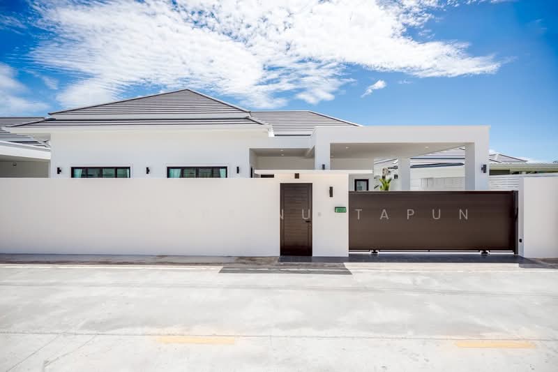 Luxury Pool Villa in Hua Hin (Soi 112), Prachuap Khiri Khan, Hin Lek Fai, Hua Hin, Prachuap Khiri Khan, 3 Bedrooms, 343 sqm, Villa For Sale, by Nichapa Nuntapun, 500397706 - DDproperty.com