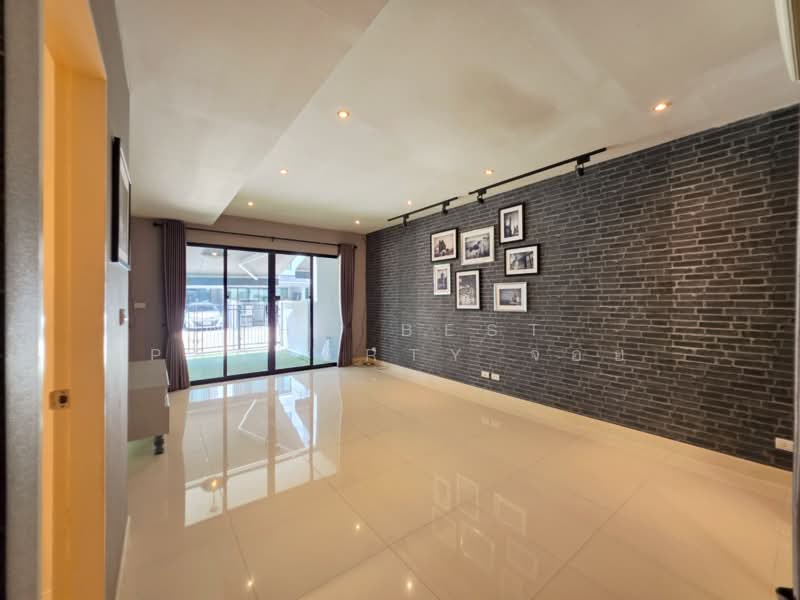 Baan Klang Muang Rattanathibet : บ้านกลางเมือง รัตนาธิเบศร์, นนทบุรี, ซอยเลี่ยงเมืองนนทบุรี 10, บางกระสอ, เมืองนนทบุรี, นนทบุรี, 149 ตร.ม., ทาวน์เฮ้าส์ ขาย, โดย The Best Property จอย, 500397733 - DDproperty.com