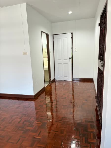 Sukhumvit 101/1, Bangkok, Bang Chak, Phra Khanong, Bangkok, 3 Bedrooms, 180 sqm, Townhouse For Rent, by Airada Parasarn, 500397742 - DDproperty.com
