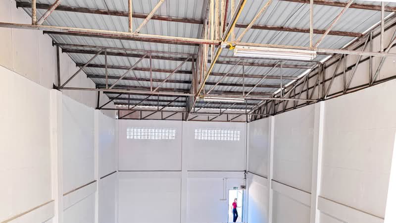 Warehouse with Two-Storey Office for Rent | Pattaya, Chonburi, Chon Buri (Pattaya), Nong Pru, Bang Lamung (Pattaya), Chon Buri (Pattaya), , 300 sqm, Warehouse/Factory For Rent, by Pornpun Promlert, 500397744 - DDproperty.com