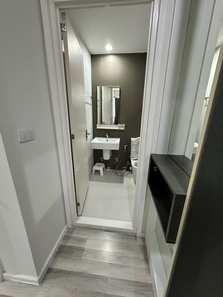 The Key Wutthakat, Bangkok, Ratchaphruek Road, Pak Khlong Phasi Charoen, Phasi Charoen, Bangkok, 1 Bedroom, 31 sqm, Condo For Sale, by ภารวี สุมังคะละ, 500397748 - DDproperty.com