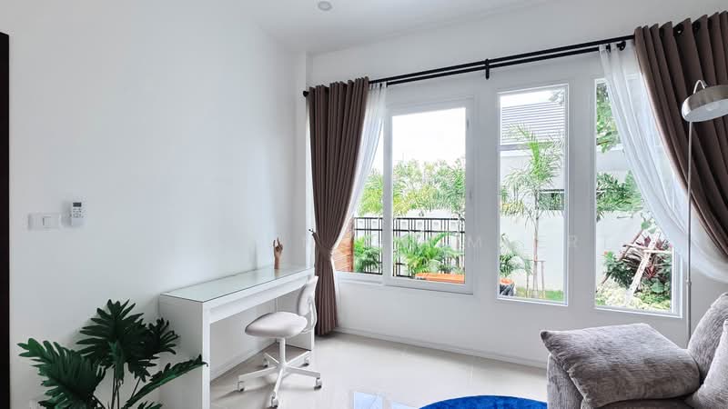 บ้านเดี่ยวสร้างเสร็จ พร้อมโอน | 3 ห้องนอน | ตำบลโป่ง พัทยา |, ชลบุรี, โป่ง, บางละมุง, ชลบุรี, 145 ตร.ม., บ้านเดี่ยว ขาย, โดย Pornpun Promlert, 500397759 - DDproperty.com