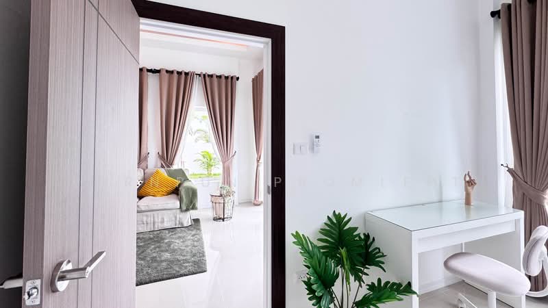 บ้านเดี่ยวสร้างเสร็จ พร้อมโอน | 3 ห้องนอน | ตำบลโป่ง พัทยา |, ชลบุรี, โป่ง, บางละมุง, ชลบุรี, 145 ตร.ม., บ้านเดี่ยว ขาย, โดย Pornpun Promlert, 500397759 - DDproperty.com