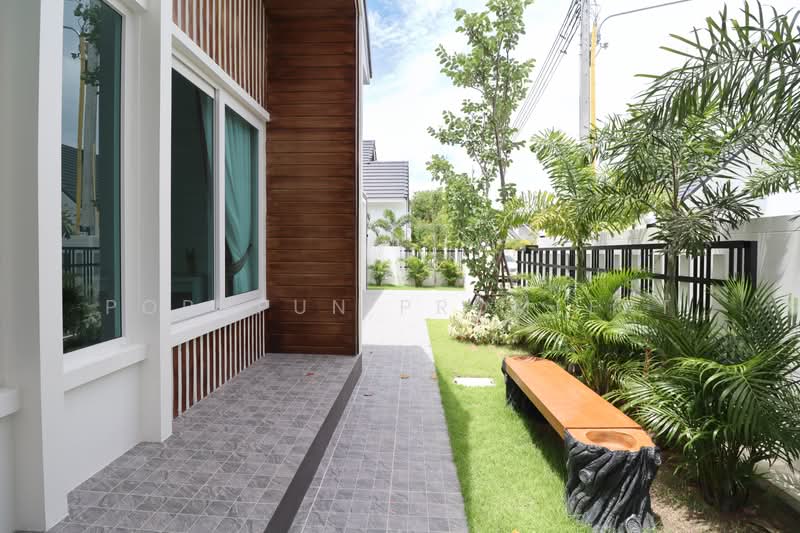 บ้านเดี่ยวสร้างเสร็จ พร้อมโอน | 3 ห้องนอน | ตำบลโป่ง พัทยา |, ชลบุรี, โป่ง, บางละมุง, ชลบุรี, 145 ตร.ม., บ้านเดี่ยว ขาย, โดย Pornpun Promlert, 500397759 - DDproperty.com
