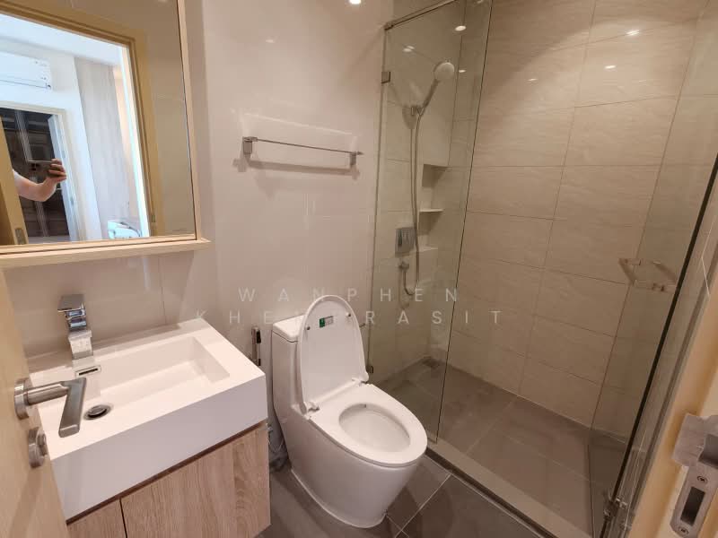 Maru Ekkamai 2, Bangkok, 70-5 Sukhumvit 63 Road, Phra Kanong Nua, Watthana, Bangkok, 2 Bedrooms, 60 sqm, Condo For Rent, by Wanphen Khemprasit, 500397771 - DDproperty.com