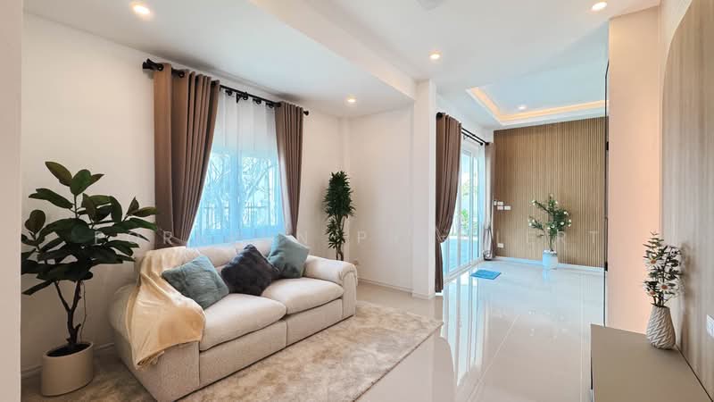 Fully Furnished Detached House for Sale | 3 Bedrooms | Pong, Pattaya, Chon Buri (Pattaya), Poong, Bang Lamung (Pattaya), Chon Buri (Pattaya), 3 Bedrooms, 160 sqm, Single Detached House For Sale, by Pornpun Promlert, 500397777 - DDproperty.com