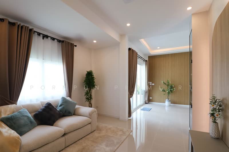 Fully Furnished Detached House for Sale | 3 Bedrooms | Pong, Pattaya, Chon Buri (Pattaya), Poong, Bang Lamung (Pattaya), Chon Buri (Pattaya), 3 Bedrooms, 160 sqm, Single Detached House For Sale, by Pornpun Promlert, 500397777 - DDproperty.com